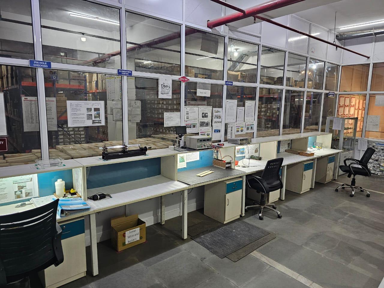 galleryImg